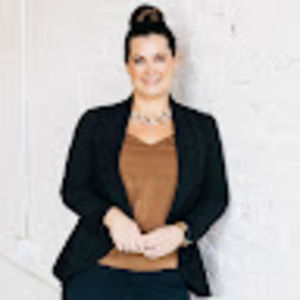 Meet your Posher, Liz